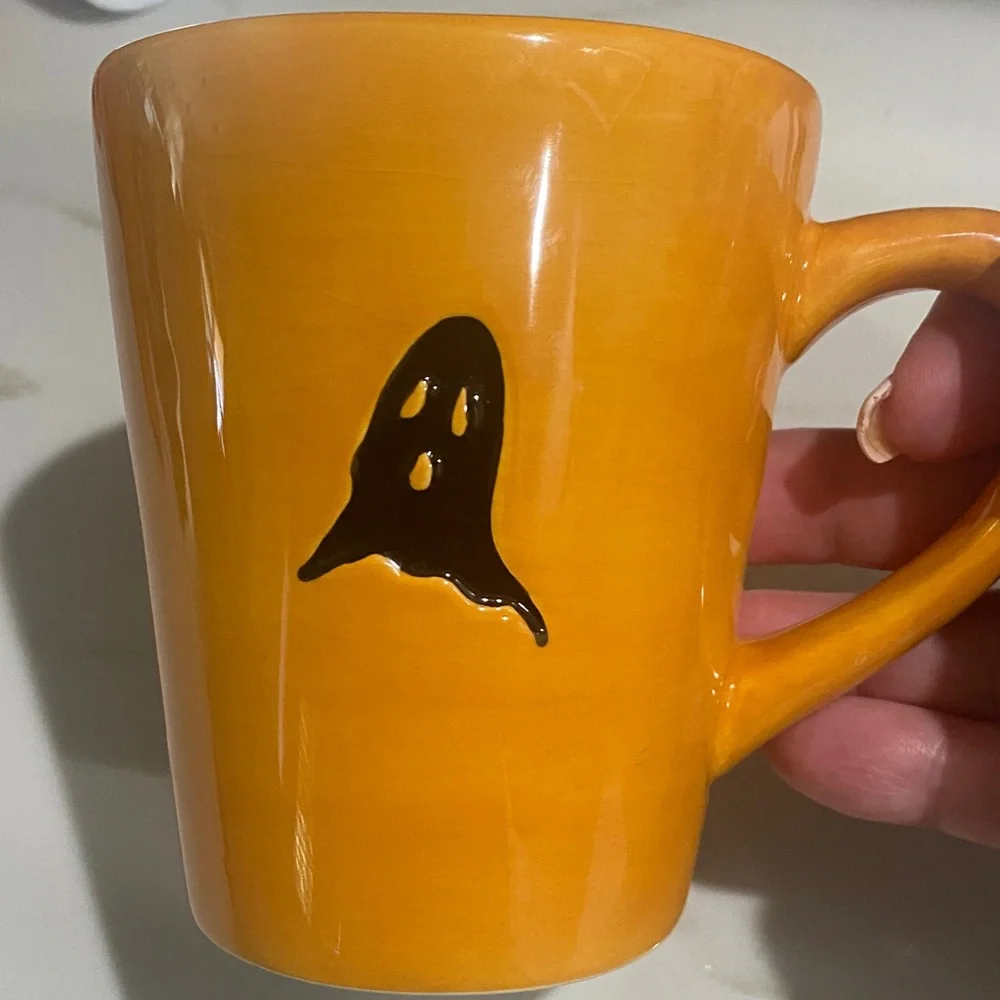 William Sonoma Halloween ceramic Ghost Vintage Mug. Only 1.